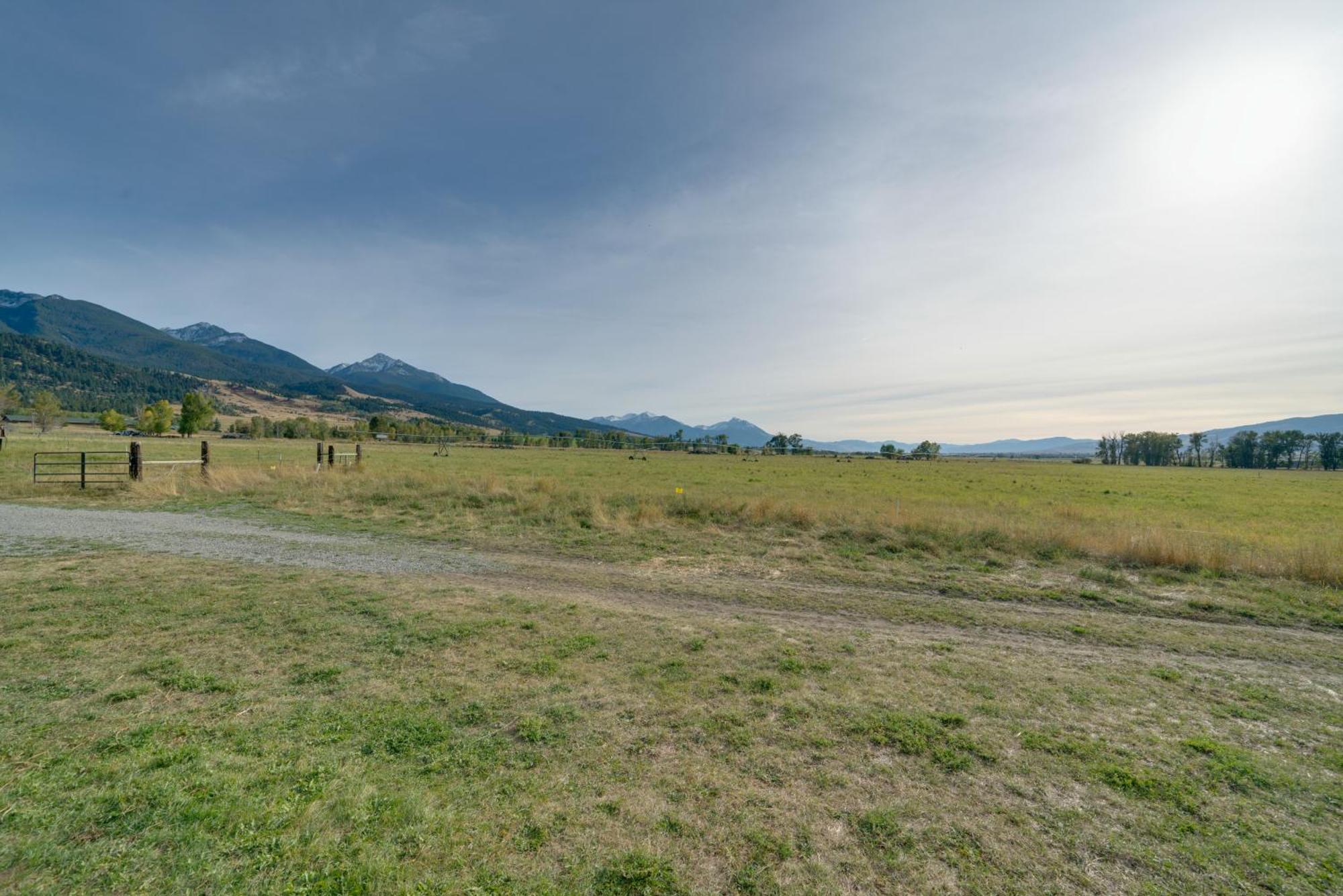 Beautiful Ranch Cottage - 45 Mi To Yellowstone Np! Livingston Buitenkant foto